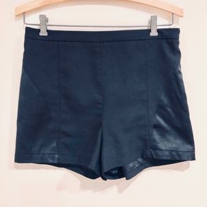 Forever 21 Dressy Black Shorts Medium